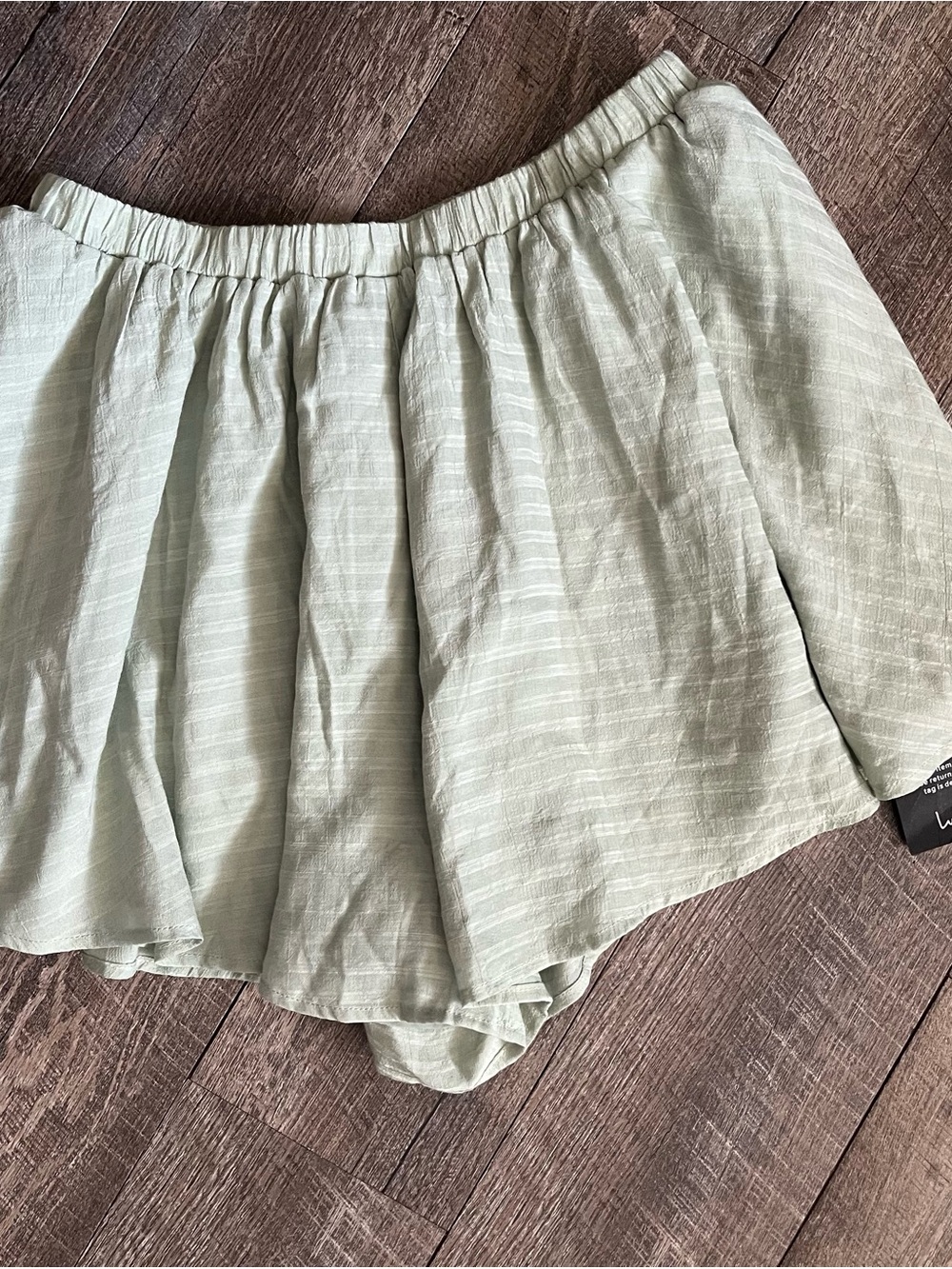 Lulu's Sage Green Elastic-Waist Flow Skort